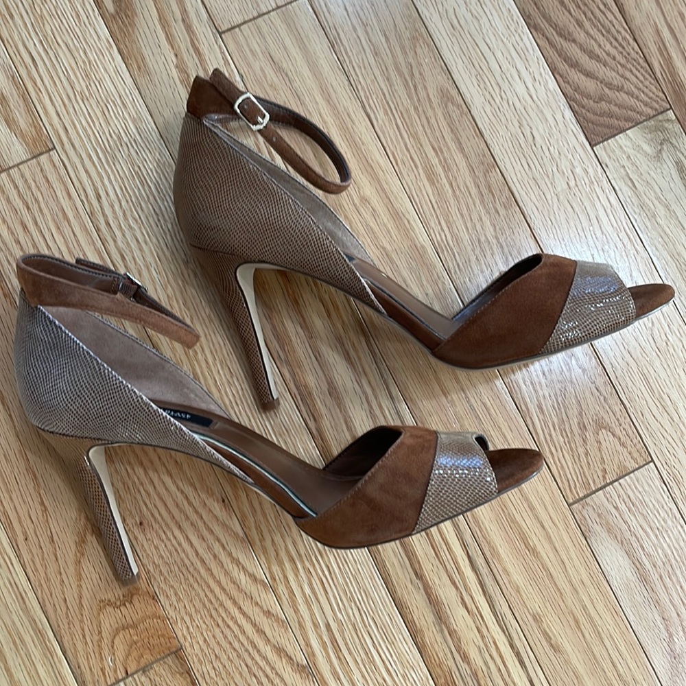 White House Black Market Brown Heels, Size 11